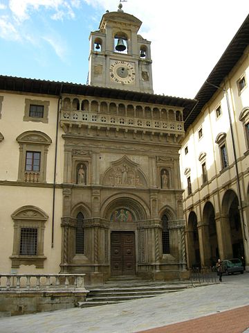 Piazza Vasari Arezzo History: Palace of the Fraternity of the Laici